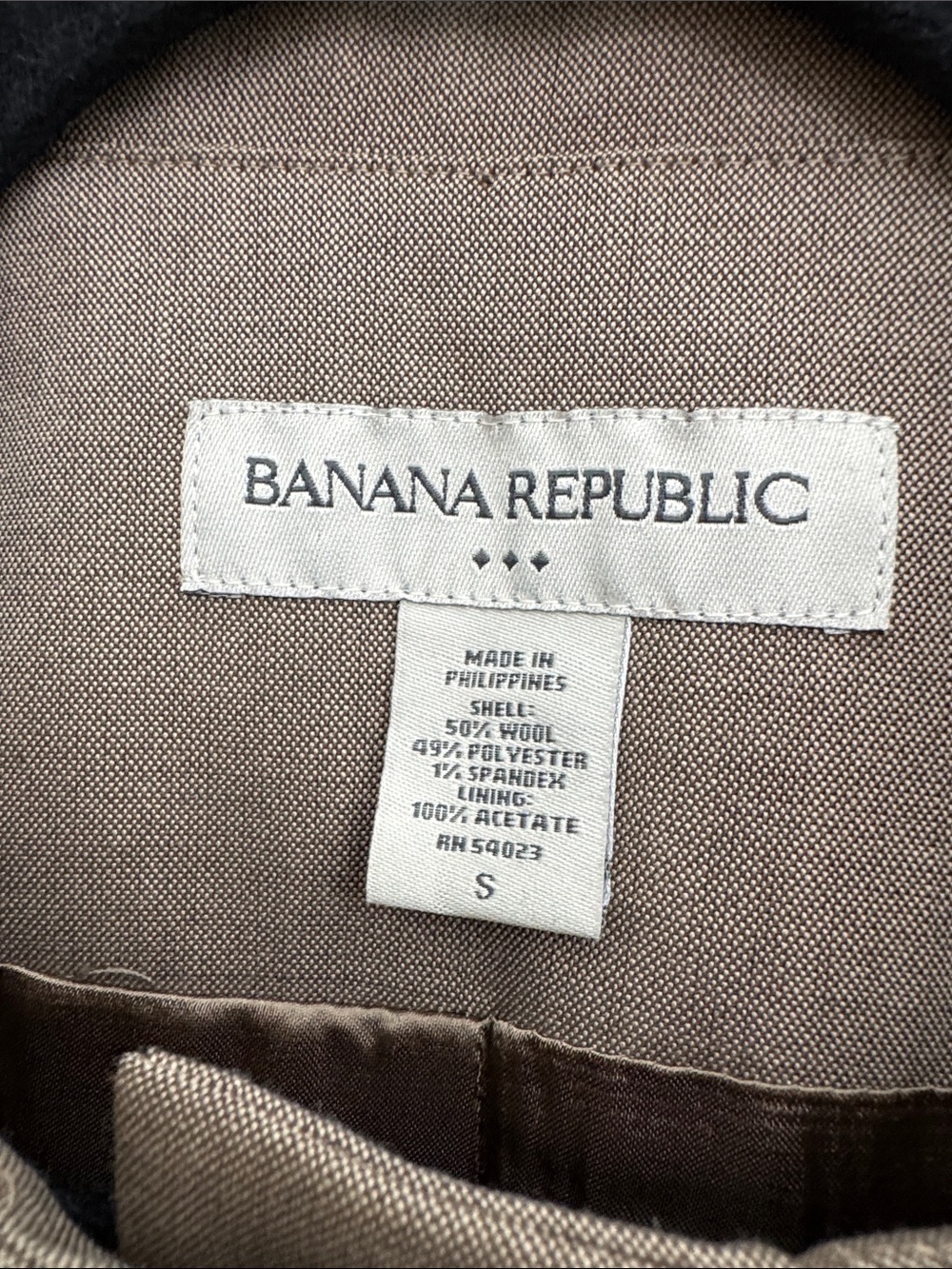 Banana Republic Brown Cropped Blazer - Picture 3 of 3